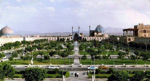 سفر به اصفهان در نوروز